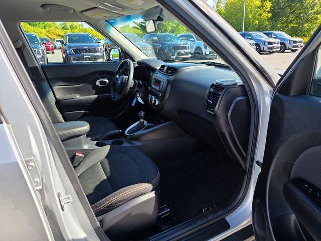 used 2015 Kia Soul car, priced at $6,994