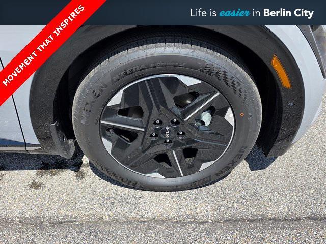 new 2025 Kia EV6 car, priced at $56,015