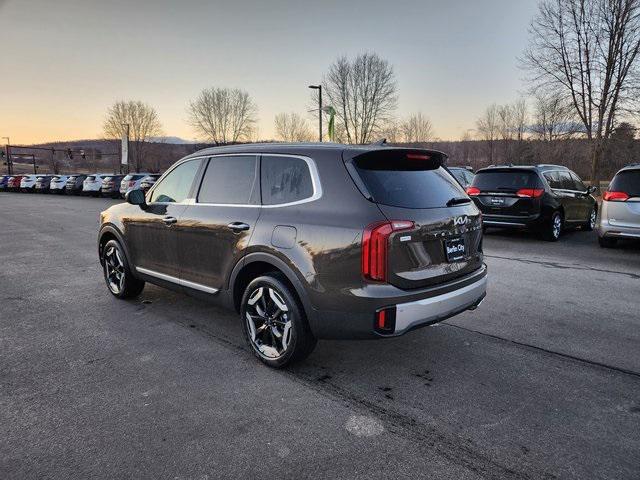 new 2025 Kia Telluride car, priced at $42,710