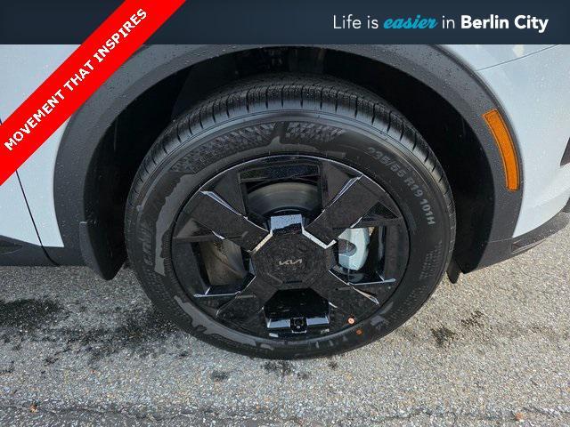 new 2026 Kia Sportage car, priced at $35,080