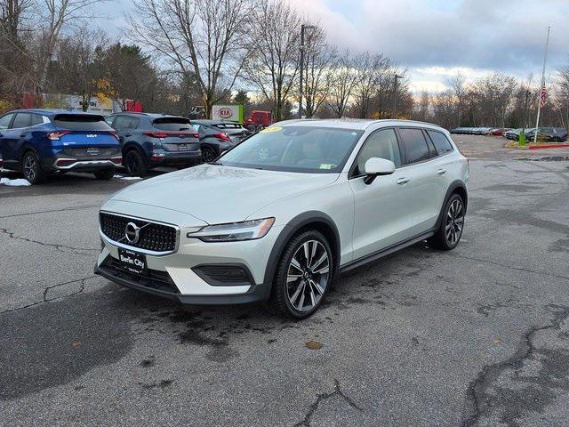 used 2020 Volvo V60 Cross Country car, priced at $22,997