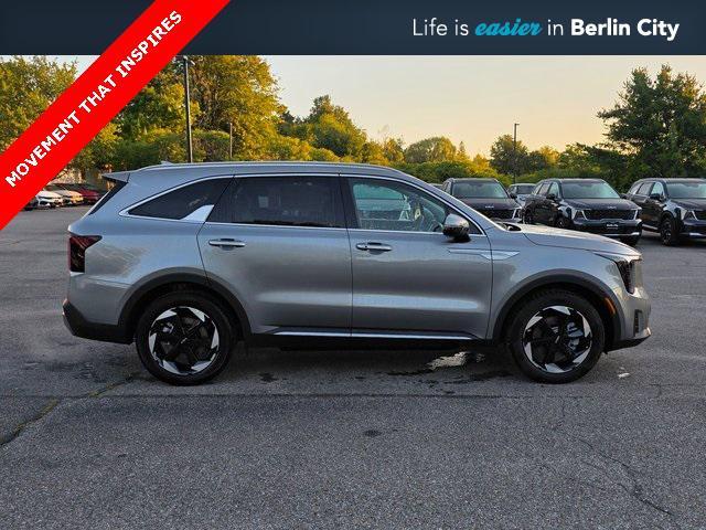 new 2025 Kia Sorento Hybrid car, priced at $42,365