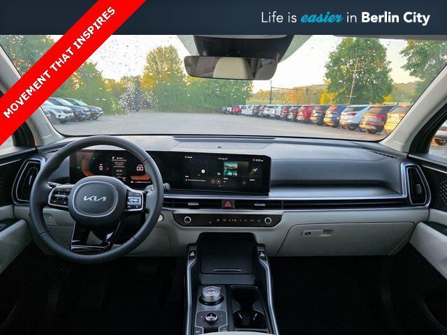 new 2025 Kia Sorento Hybrid car, priced at $42,365