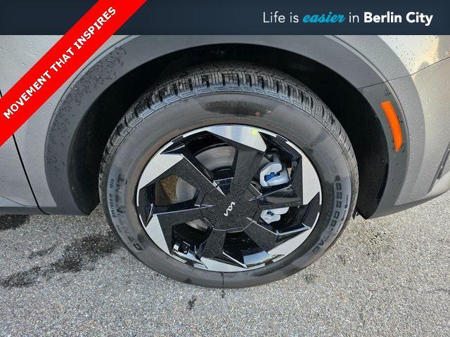 new 2025 Kia Sorento Hybrid car, priced at $42,365