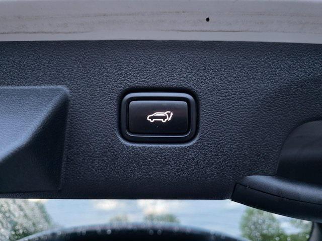 used 2023 Kia Sportage Hybrid car, priced at $23,996