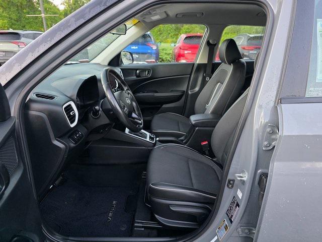 used 2022 Hyundai Venue car, priced at $18,992