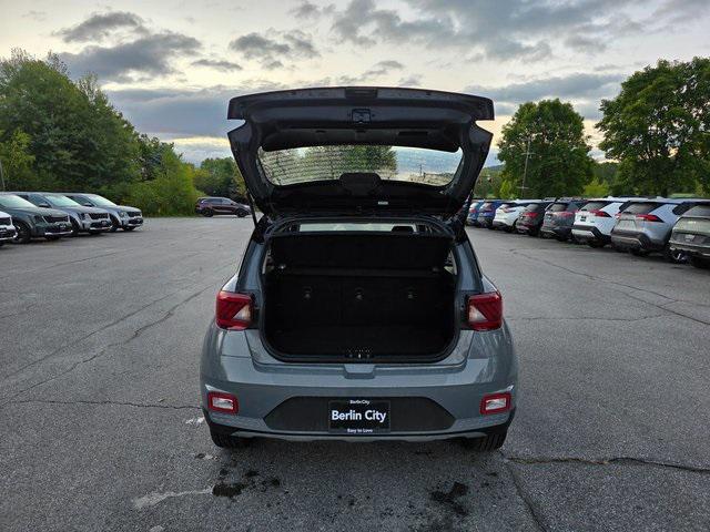 used 2022 Hyundai Venue car, priced at $18,992