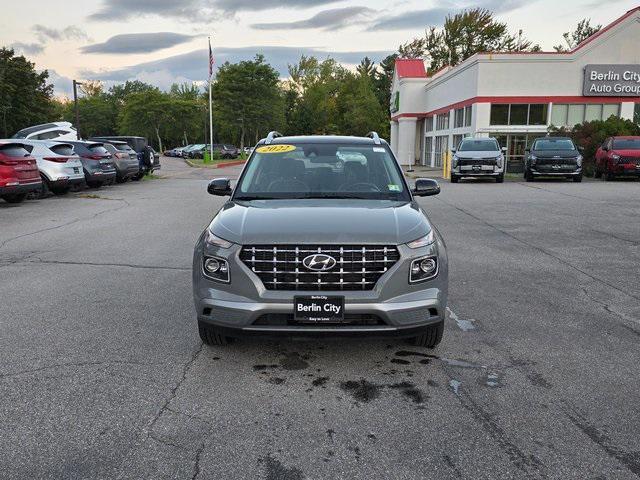 used 2022 Hyundai Venue car, priced at $18,992