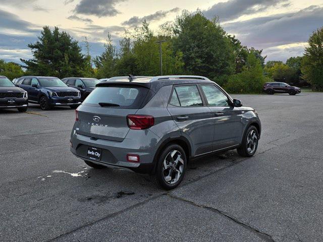 used 2022 Hyundai Venue car, priced at $18,992
