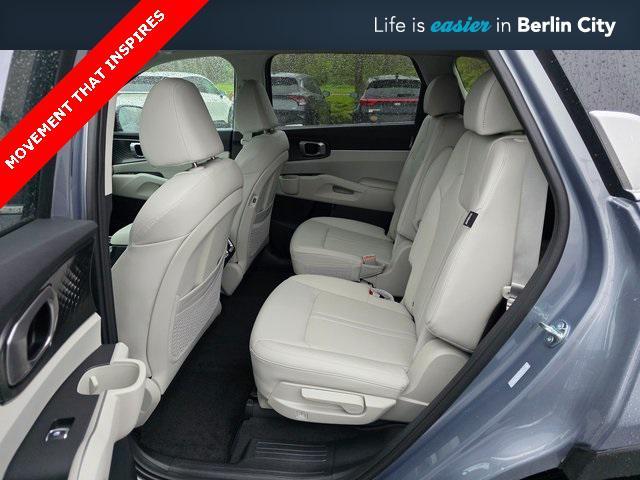 new 2025 Kia Sorento car, priced at $42,530