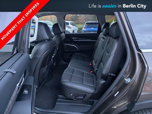 new 2025 Kia Telluride car, priced at $45,820