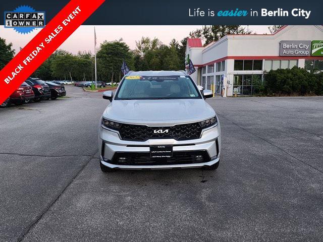 used 2022 Kia Sorento car, priced at $31,999