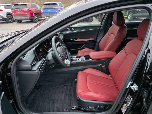 new 2026 Kia K5 car, priced at $32,060