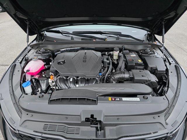 new 2026 Kia K5 car, priced at $32,060