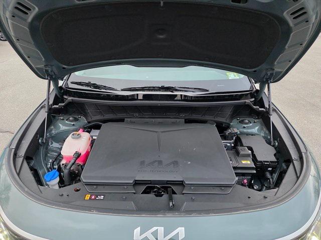 new 2025 Kia Niro EV car, priced at $42,470