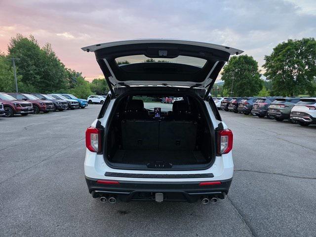 used 2022 Ford Explorer car, priced at $38,999