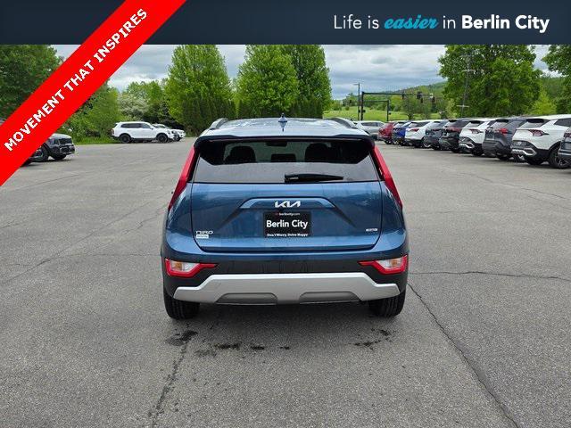 new 2025 Kia Niro Plug-In Hybrid car, priced at $36,890