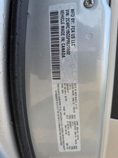 used 2023 Chrysler Pacifica car, priced at $24,998