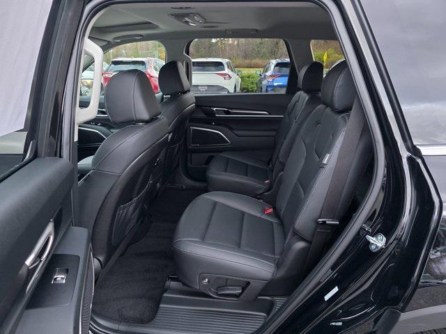 new 2025 Kia Telluride car, priced at $43,950