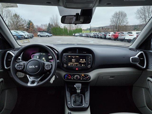new 2025 Kia Soul car, priced at $22,560
