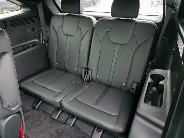 new 2025 Kia Sorento car, priced at $50,060