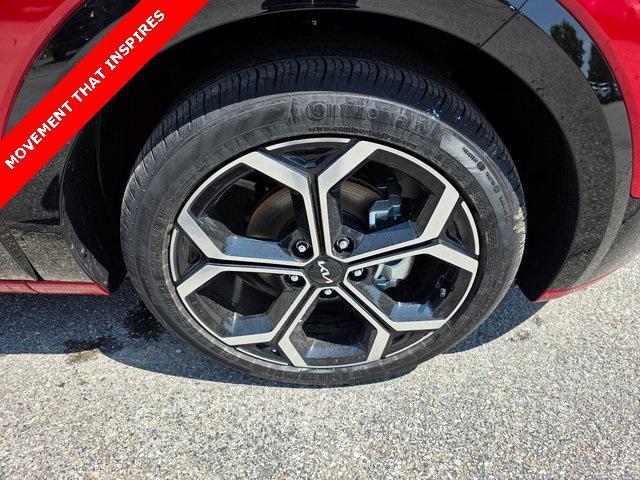 new 2025 Kia Niro car, priced at $42,985