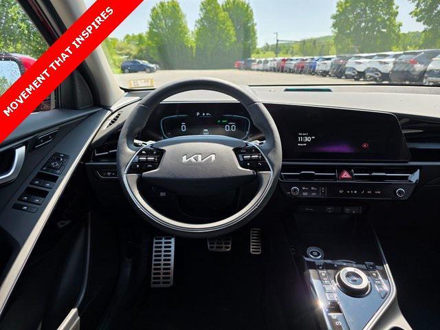 new 2025 Kia Niro car, priced at $42,985
