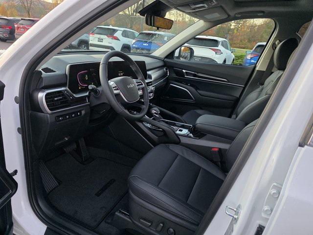 new 2025 Kia Telluride car, priced at $43,615