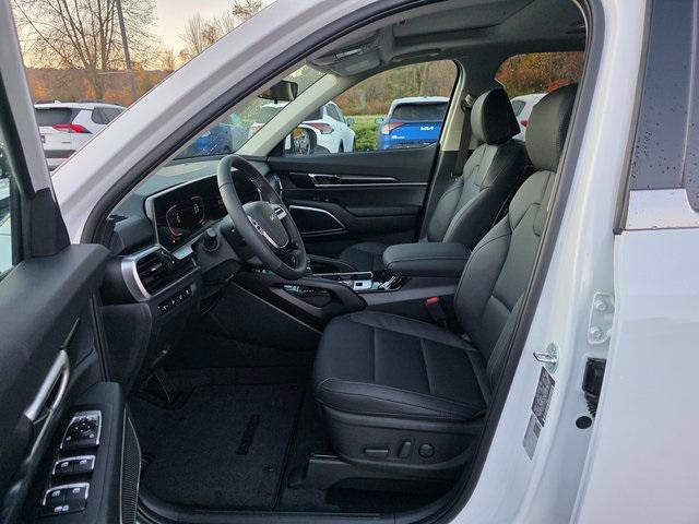 new 2025 Kia Telluride car, priced at $43,615