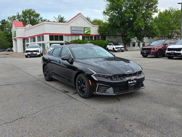 new 2025 Kia K5 car, priced at $28,605