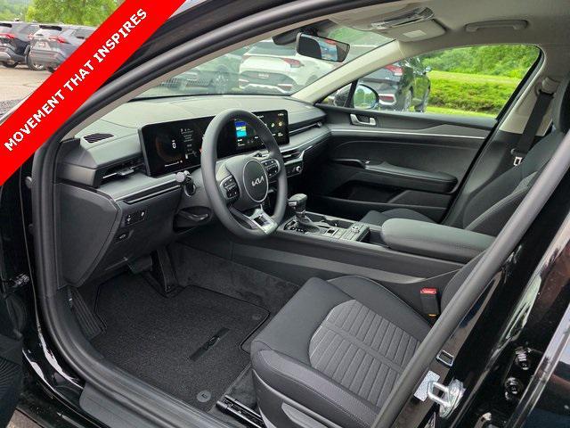 new 2025 Kia K5 car, priced at $28,605