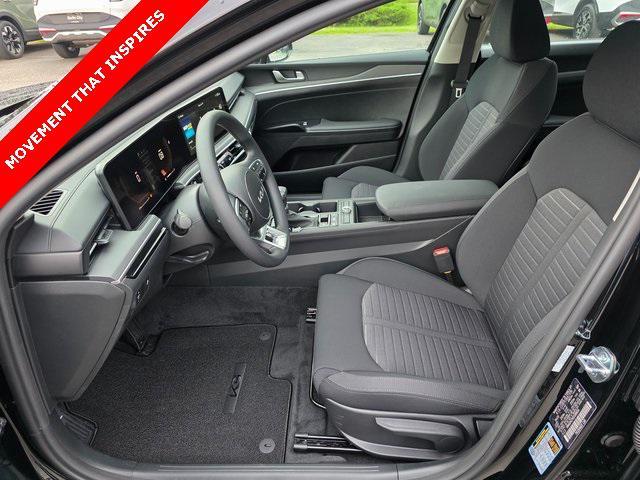 new 2025 Kia K5 car, priced at $28,605