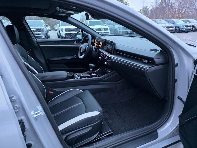 new 2026 Kia K5 car, priced at $34,080