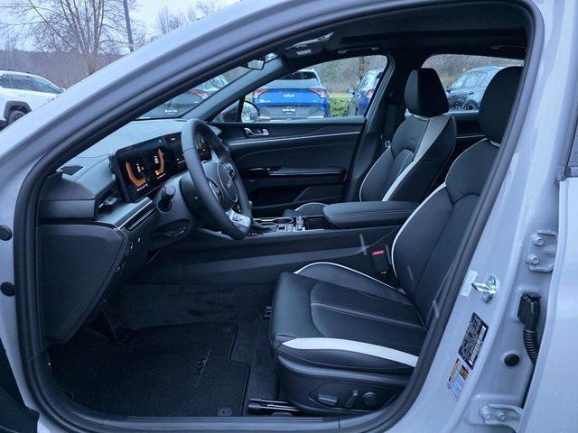 new 2026 Kia K5 car, priced at $34,080