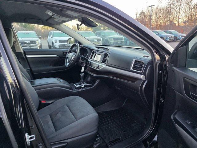 used 2019 Toyota Highlander car, priced at $21,999