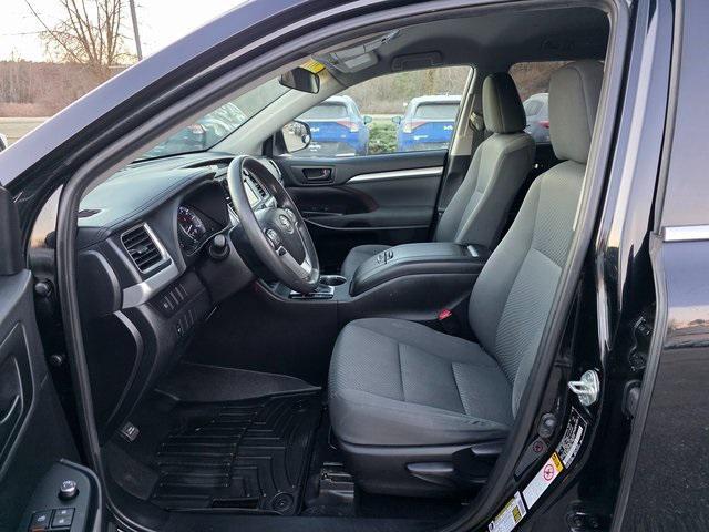 used 2019 Toyota Highlander car, priced at $21,999