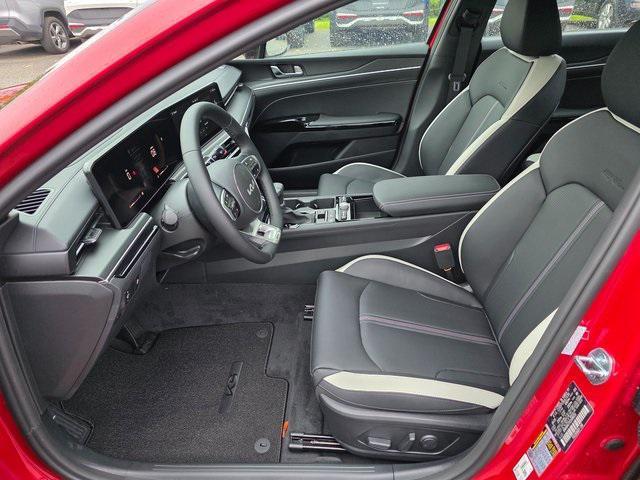 new 2025 Kia K5 car, priced at $30,165