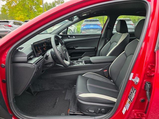 new 2025 Kia K5 car, priced at $30,165