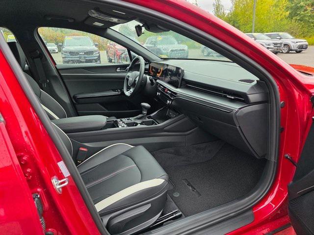 new 2025 Kia K5 car, priced at $30,165