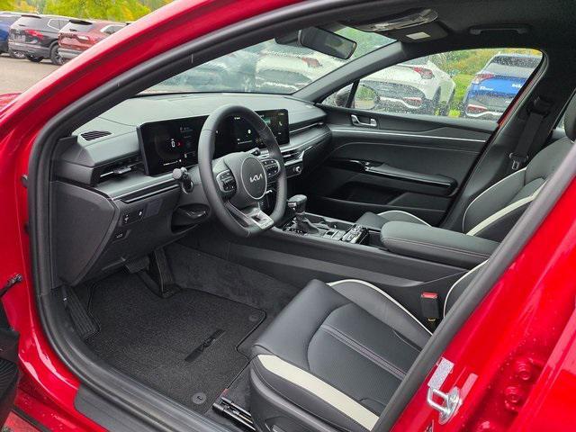 new 2025 Kia K5 car, priced at $30,165