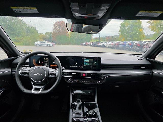 new 2025 Kia K5 car, priced at $30,165