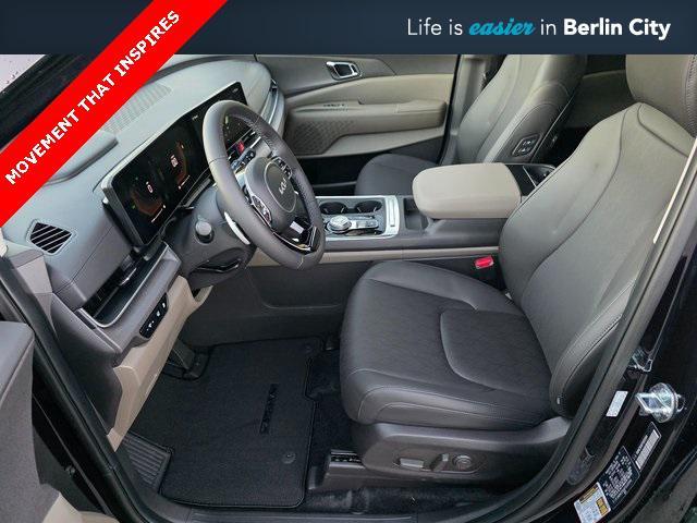 new 2026 Kia Carnival Hybrid car, priced at $44,890