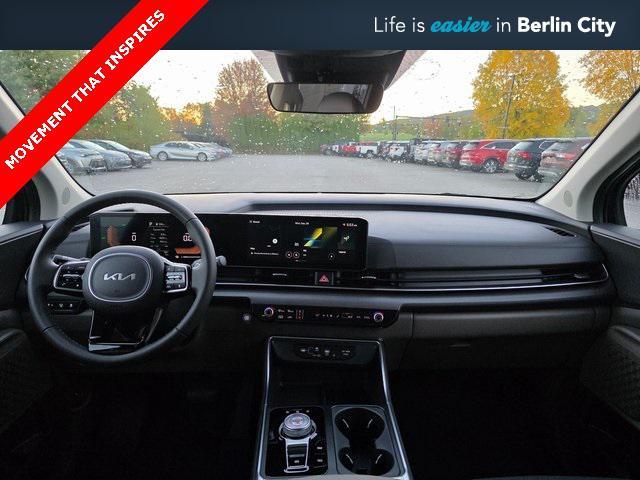 new 2026 Kia Carnival Hybrid car, priced at $44,890