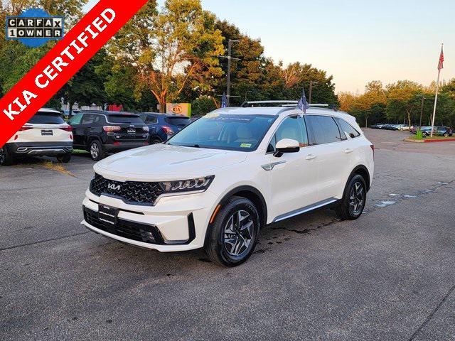 used 2022 Kia Sorento Hybrid car, priced at $26,999