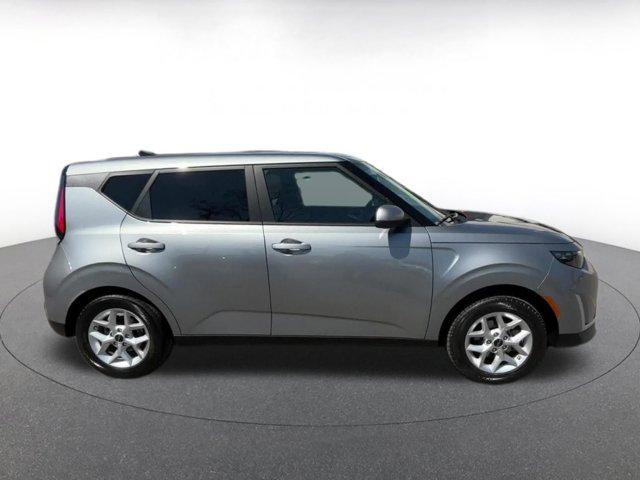 used 2024 Kia Soul car, priced at $17,440