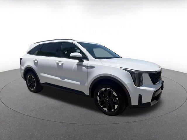 used 2024 Kia Sorento car, priced at $28,872