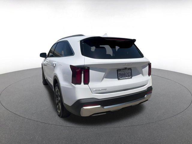 used 2024 Kia Sorento car, priced at $28,872