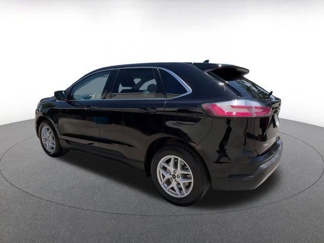 used 2024 Ford Edge car, priced at $22,355