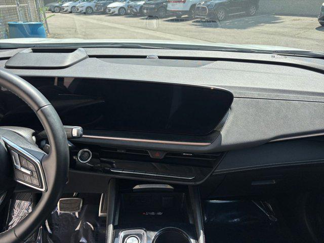 used 2024 Buick Envision car, priced at $28,856