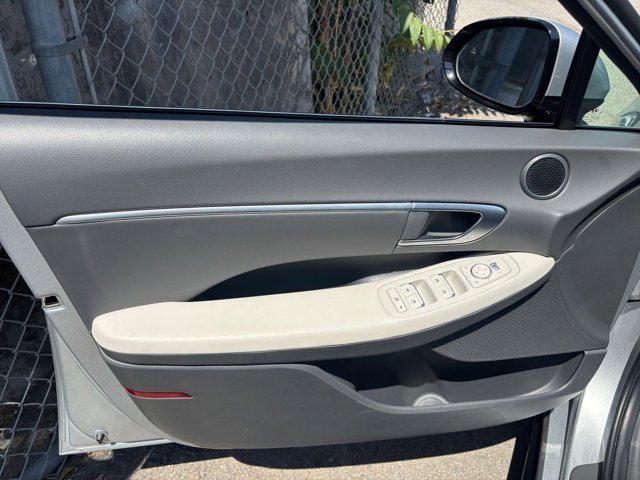 used 2024 Hyundai Sonata Hybrid car, priced at $23,325
